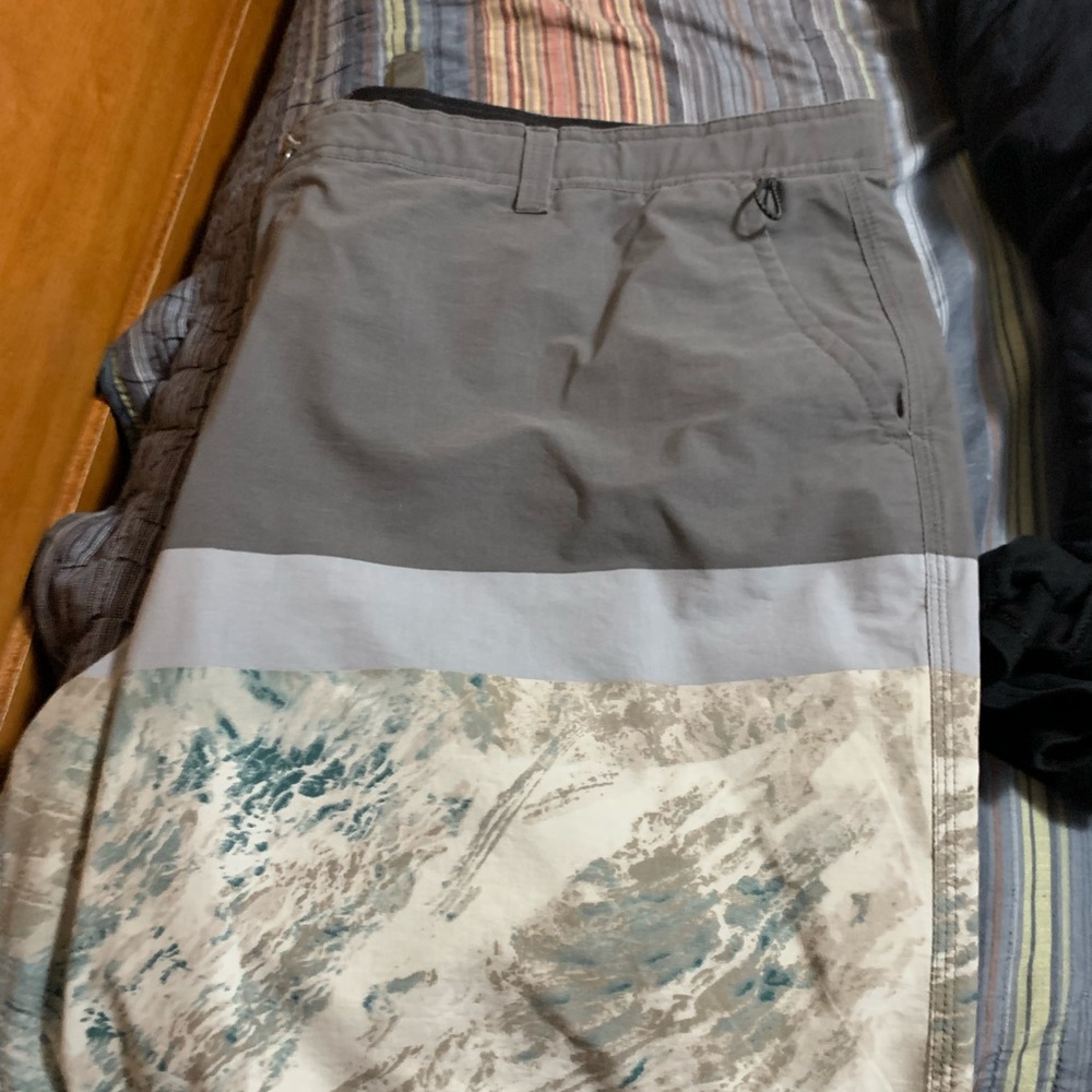 Real tree fishing shorts grey